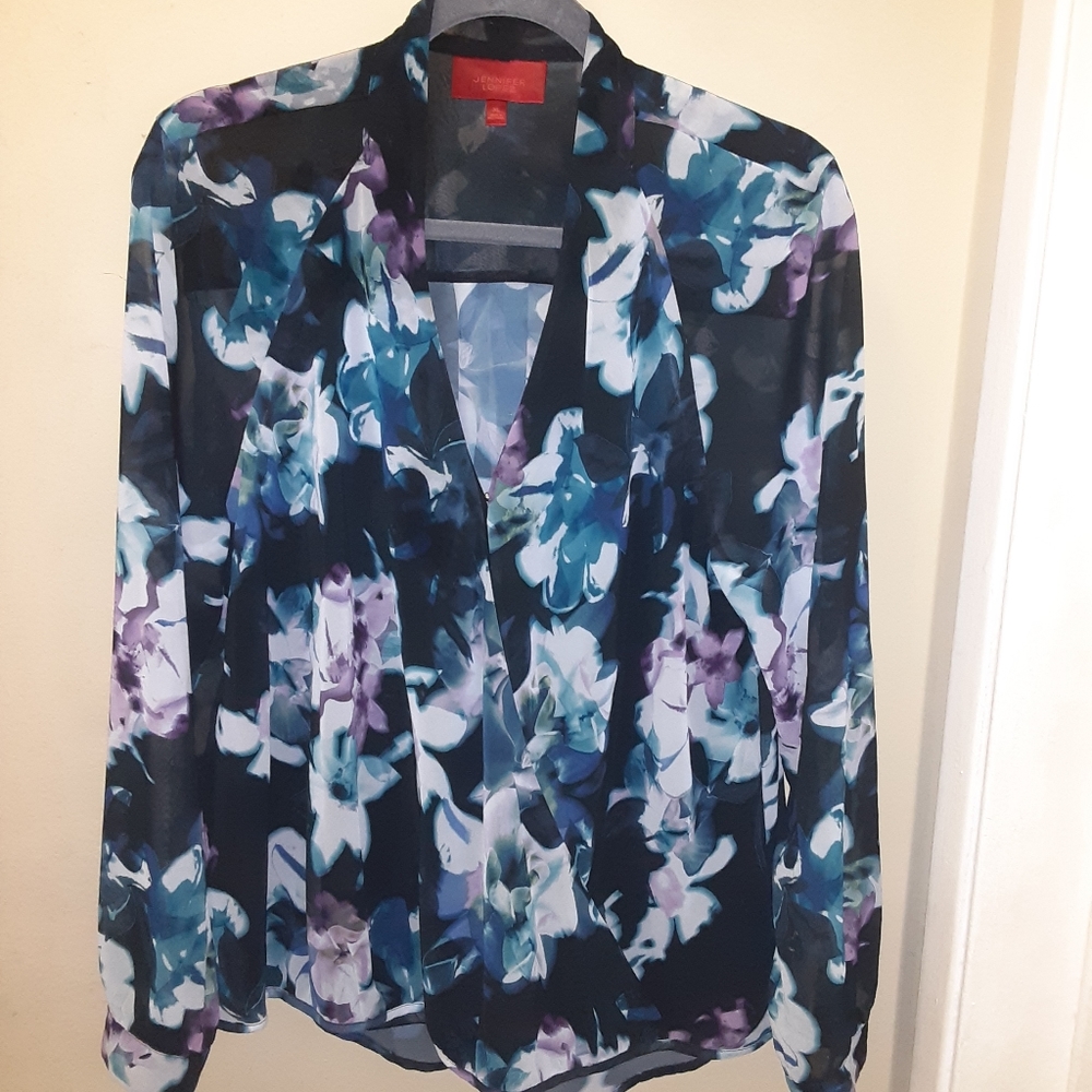 Floral long sleeve blouse